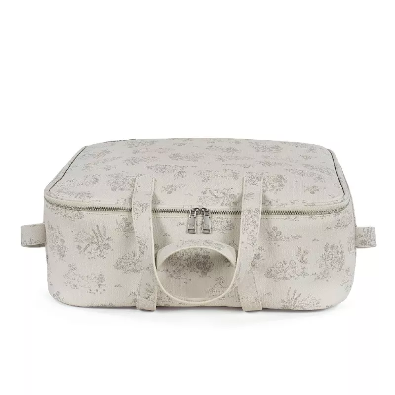 Pasito a Pasito Maleta Clínica Toile de Jouy cream tumbada